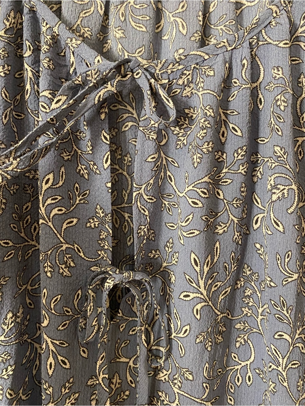 Tie-Neck Floral Blouse in Dusty Blue Long sleeve - Picture 5 of 9